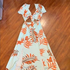 Tropical Maxi Dress 🌸